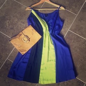 Mossimo: Modern Summer Dress, size Medium